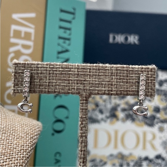 🌟♥️ COACH Signature Pave Bar Stud Earrings Silvertone♥️🌟LIKE NEW - Picture 5 of 8